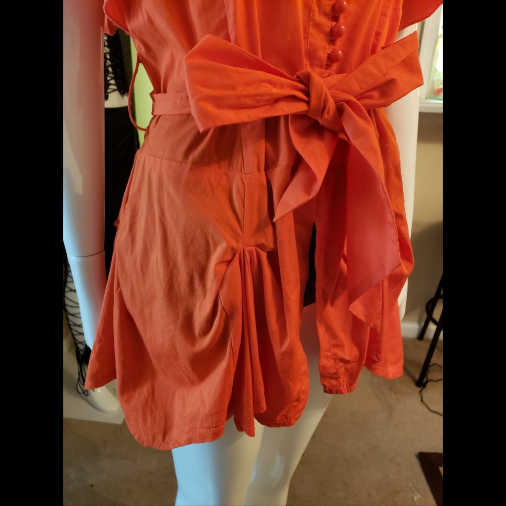 Beautiful button down top - Picture 8 of 12